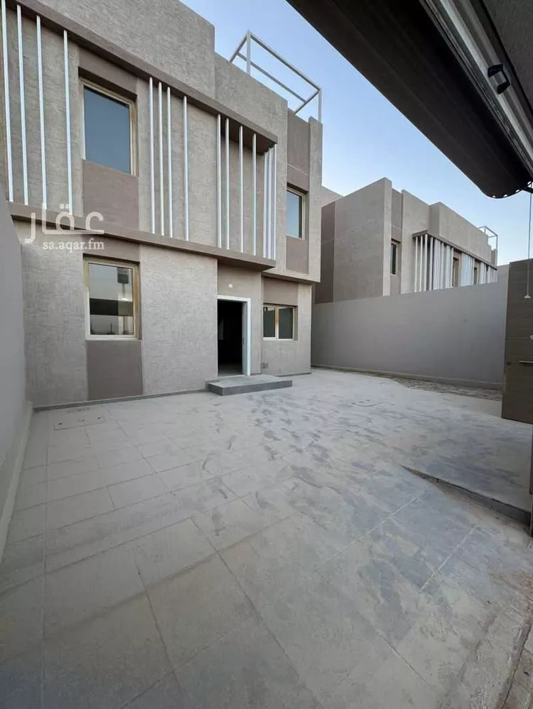 فيلا للبيع في شارع سفيان الجمحي, حي مطار الملك خالد الدولي, مدينة الرياض, منطقة الرياض صورة 2