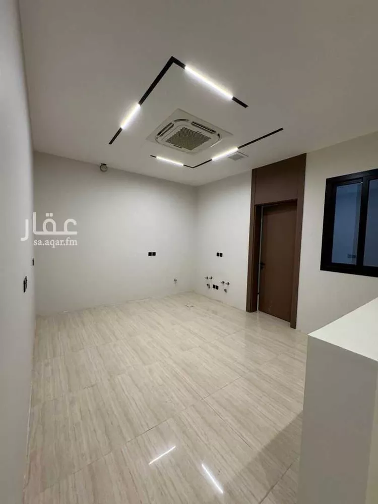 دور للبيع في شارع إبراهيم العوفي, حي العارض, مدينة الرياض, منطقة الرياض صورة 3