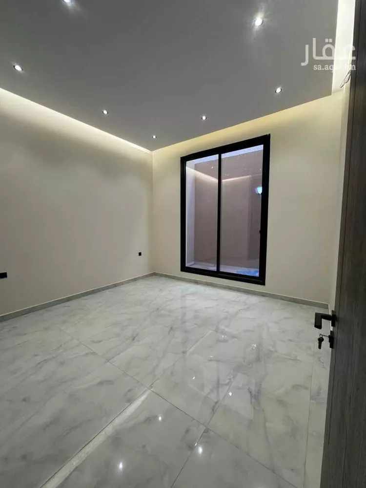 Floor for Sale in Riyadh Ash Sharq 8