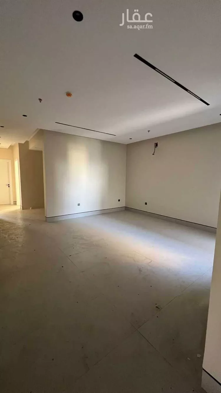 شقة للبيع في شارع الأمير نايف بن عبدالعزيز, حي الملك فهد, مدينة الرياض, منطقة الرياض صورة 3