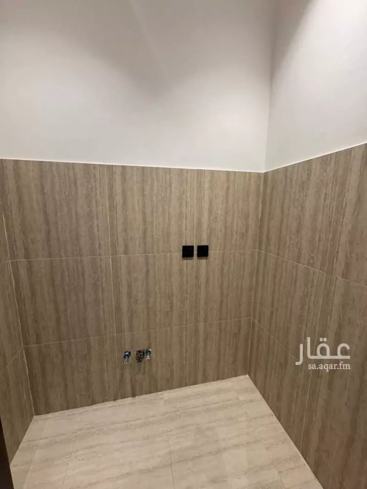 دور للبيع في شارع يزيد بن مزيد الشيباني, حي العارض, مدينة الرياض, منطقة الرياض صورة 4