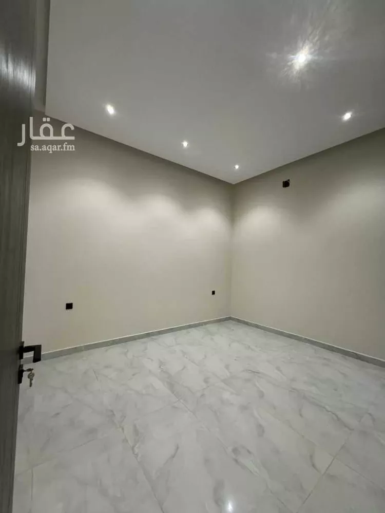 Floor for Sale in Riyadh Ash Sharq 10
