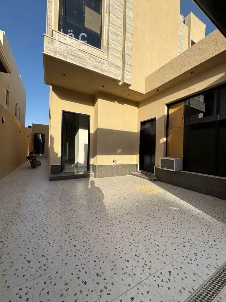 دور للبيع في شارع محمد الفاكهي, حي البيان, مدينة الرياض, منطقة الرياض صورة 2