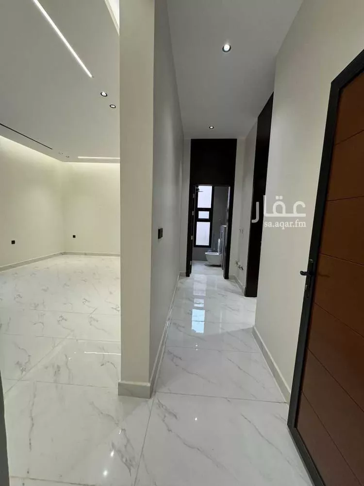 دور للبيع في شارع علي الفزاري, حي المونسية, مدينة الرياض, منطقة الرياض صورة 3