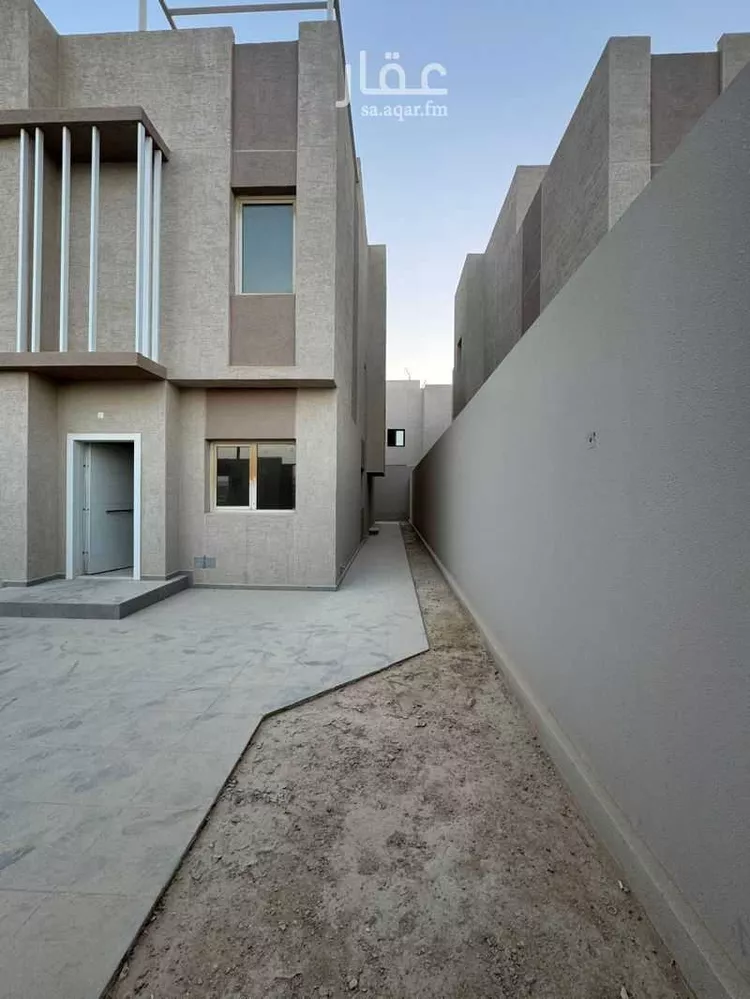 فيلا للبيع في شارع سفيان الجمحي, حي مطار الملك خالد الدولي, مدينة الرياض, منطقة الرياض صورة 3