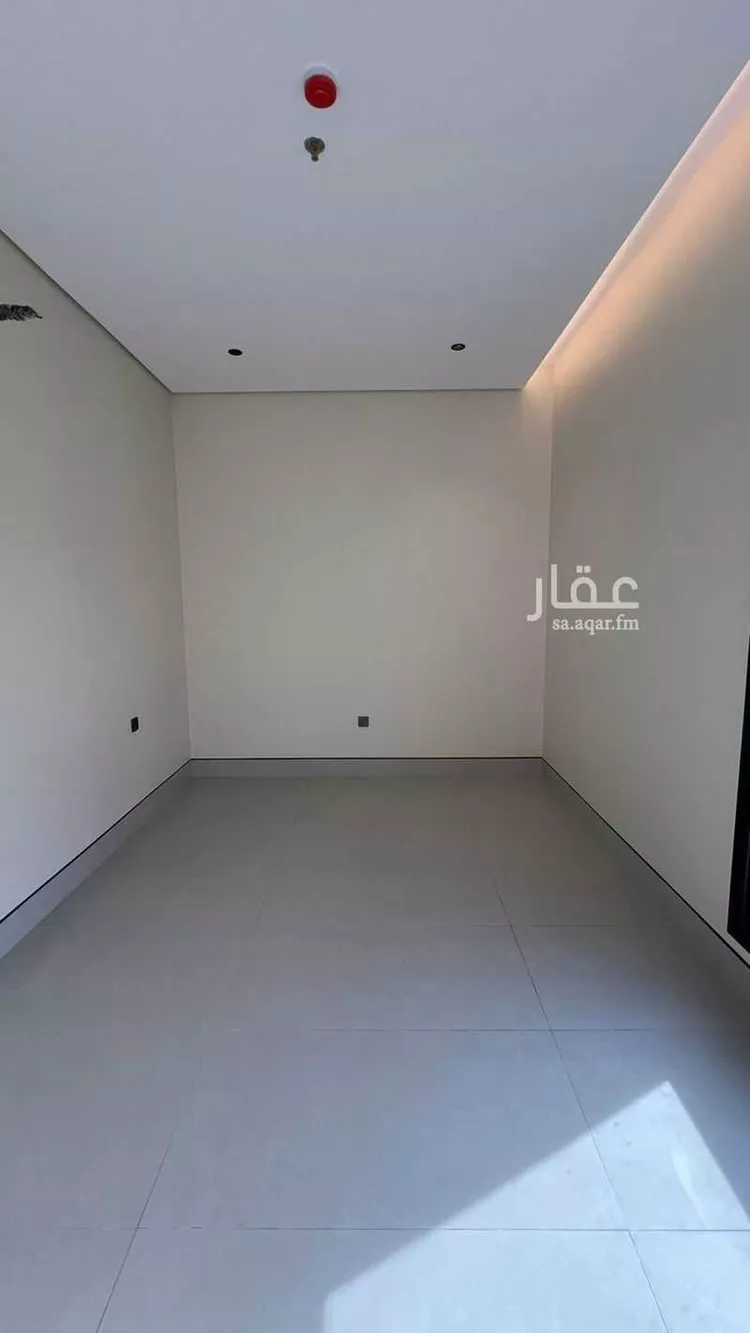 شقة للبيع في شارع الأمير نايف بن عبدالعزيز, حي الملك فهد, مدينة الرياض, منطقة الرياض صورة 2