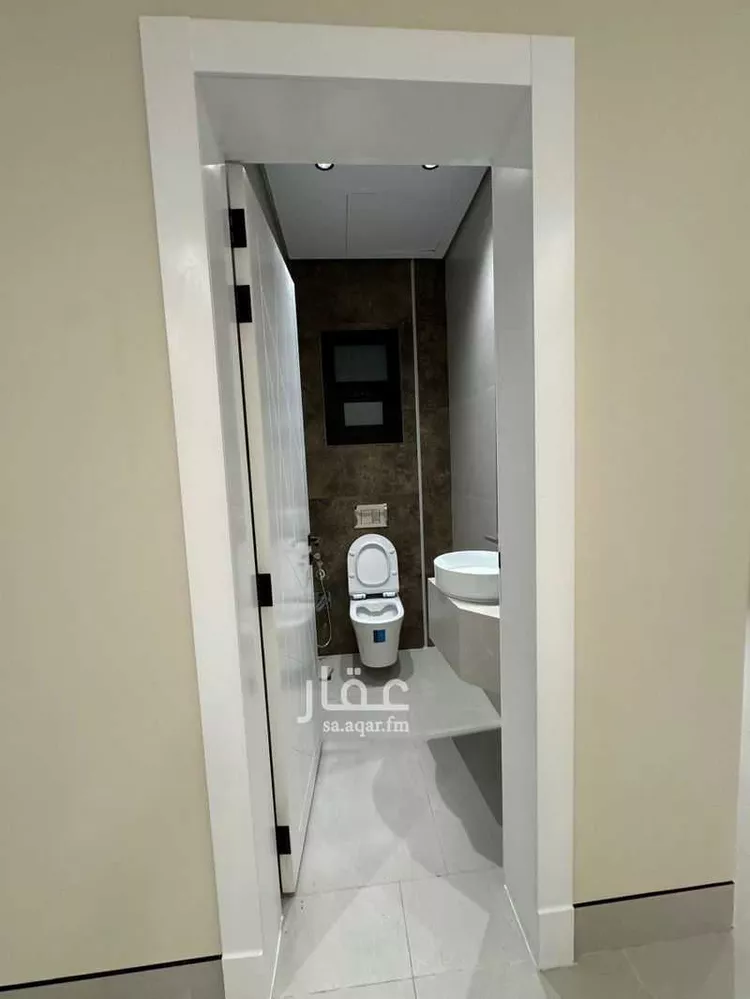 شقة للبيع في شارع المغيرة بن شعبة, حي الملك فهد, مدينة الرياض, منطقة الرياض صورة 3