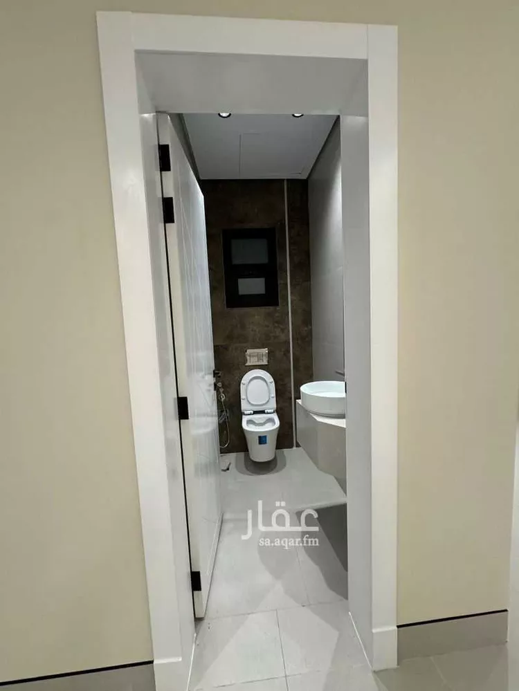 شقة للبيع في شارع الأمير نايف بن عبدالعزيز, حي الملك فهد, مدينة الرياض, منطقة الرياض صورة 3