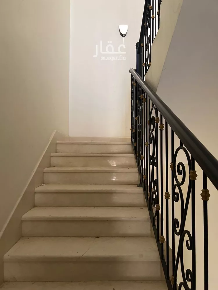 Floor for Rent in Riyadh Al Malqa