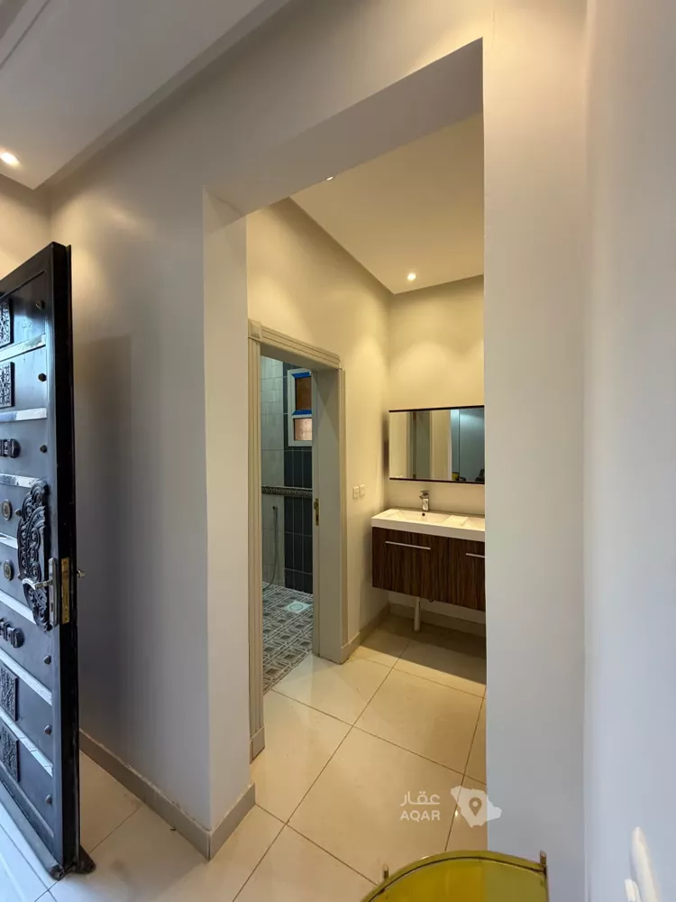 Villa for Sale in Riyadh Al Yasmin 6