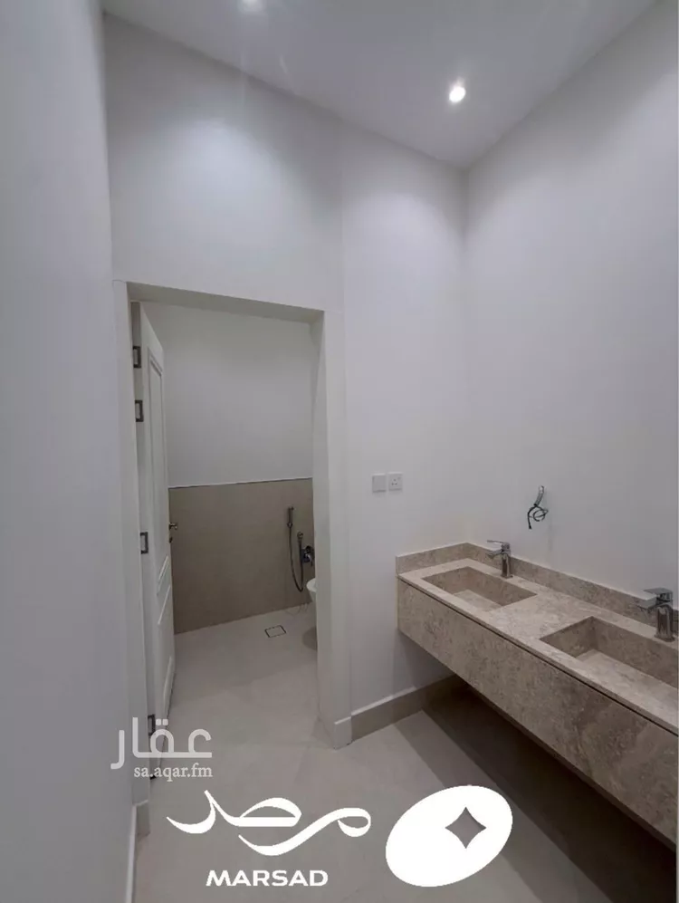 فيلا للبيع في شارع عبدالله أبابطين, حي المهدية, مدينة الرياض, منطقة الرياض صورة 5