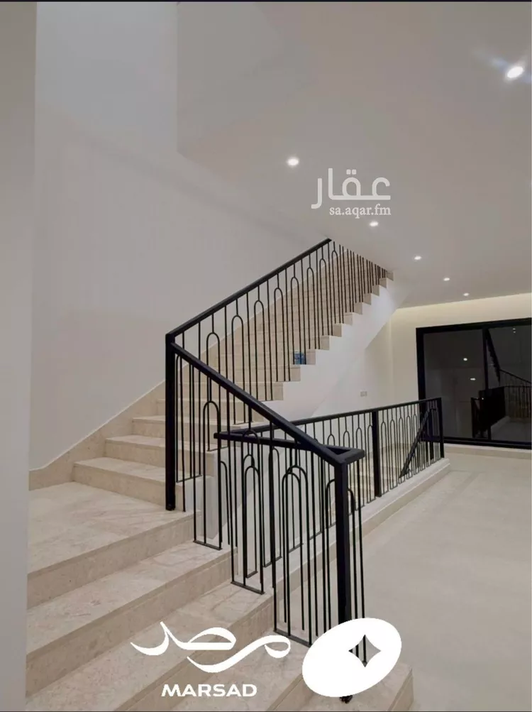فيلا للبيع في شارع عبدالله أبابطين, حي المهدية, مدينة الرياض, منطقة الرياض 15