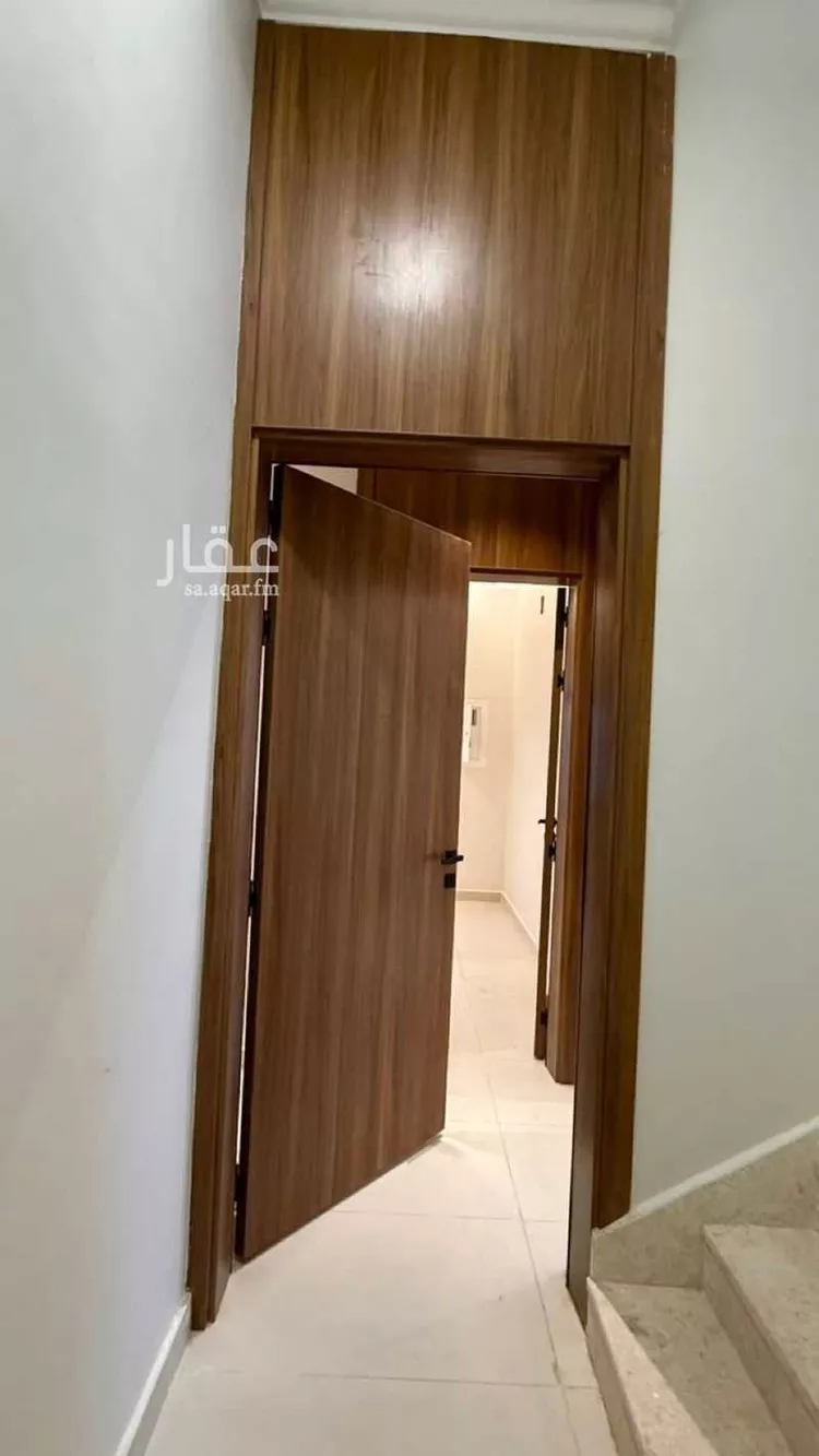 Floor for Rent in Riyadh Okaz صورة 3