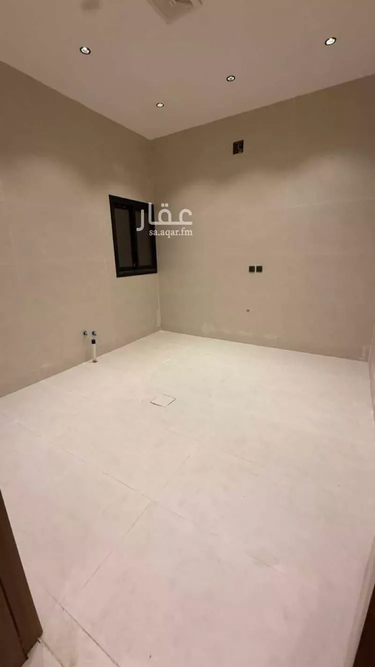 دور للإيجار في شارع مصطفى عبدالرزاق, حي عكاظ, مدينة الرياض, منطقة الرياض 7