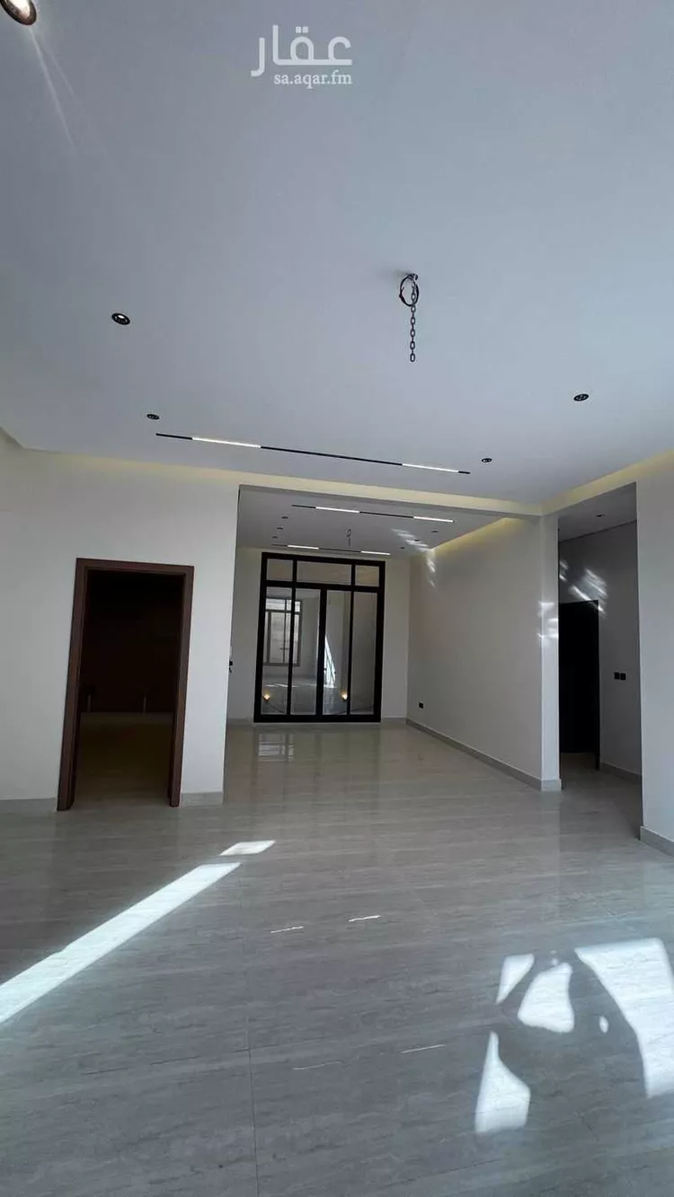 Floor for Sale in Riyadh Ar Rimal 6