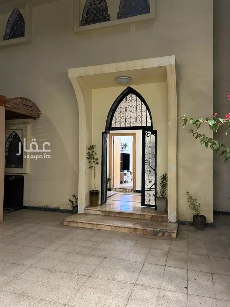 فيلا للبيع في شارع ابن فضلان, حي النفل, مدينة الرياض, منطقة الرياض 1 صورة