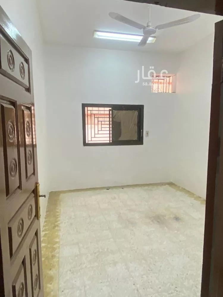 شقة للإيجار في شارع عامر ابن ابي البكير, حي العزيزية, مدينة خميس مشيط, منطقة عسير صورة 2