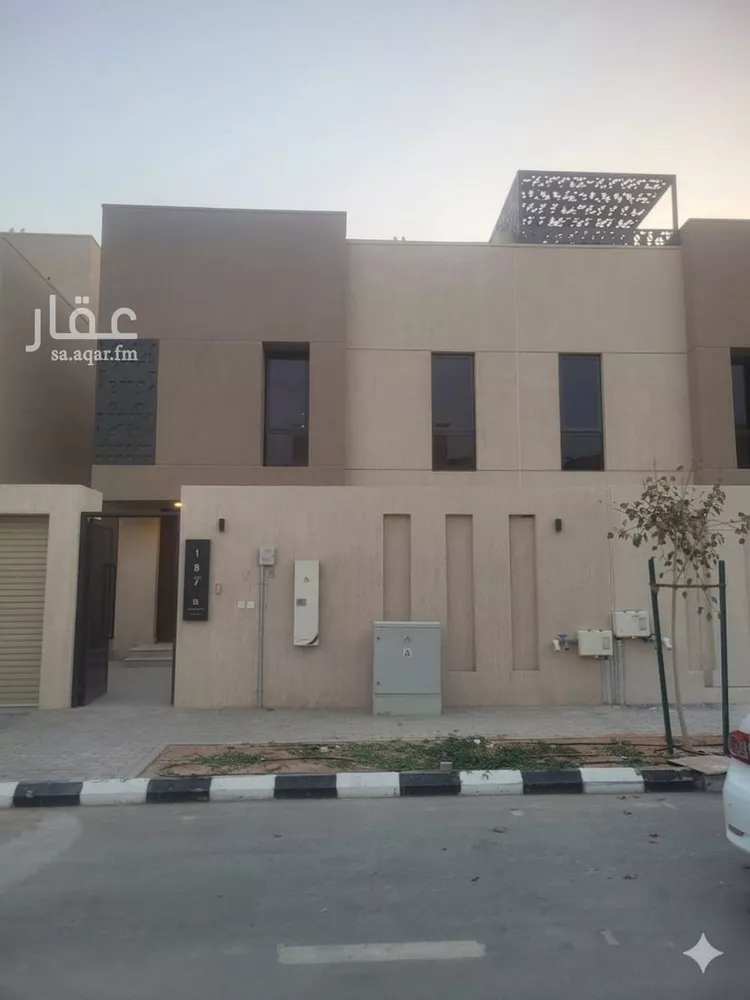 فيلا للإيجار في شارع محمد بن حمد بن فارس, حي العارض, مدينة الرياض, منطقة الرياض