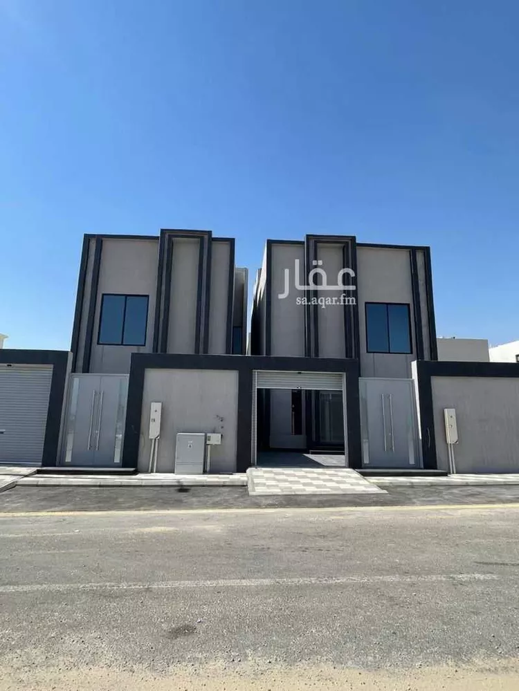 فيلا للبيع في شارع الرحمة, حي الشعلة, مدينة الدمام, المنطقة الشرقية