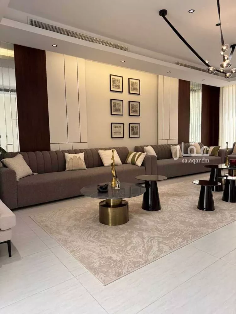 فيلا للبيع في شارع زيد بن موحان, حي السيف, مدينة الدمام, المنطقة الشرقية 1 صورة