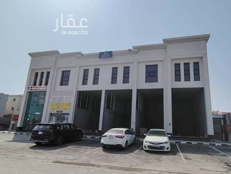 عمارة للإيجار في شارع المغيره ابن شعبه, حي الصواري, مدينة الخبر, المنطقة الشرقية 1 صورة