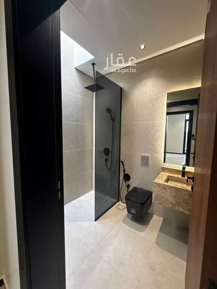 فيلا للبيع في شارع أبي القاسم الهاشمي, حي الروابي, مدينة الرياض, منطقة الرياض 8
