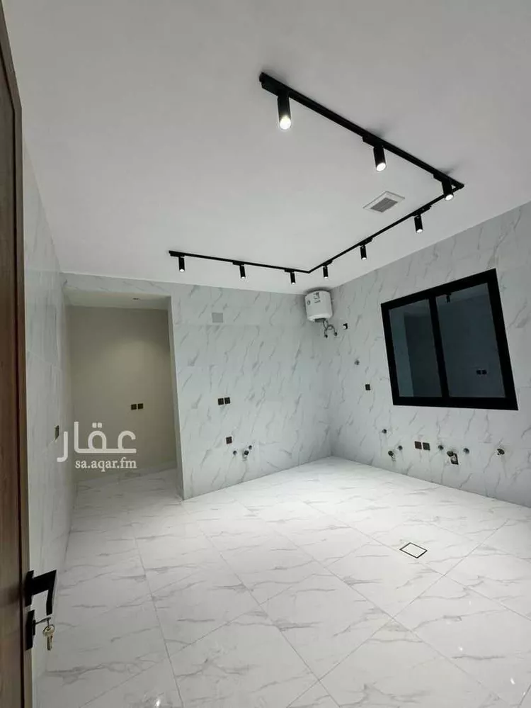 Floor for Sale in Khamis Mushait Al Moosa Subdivision صورة 3