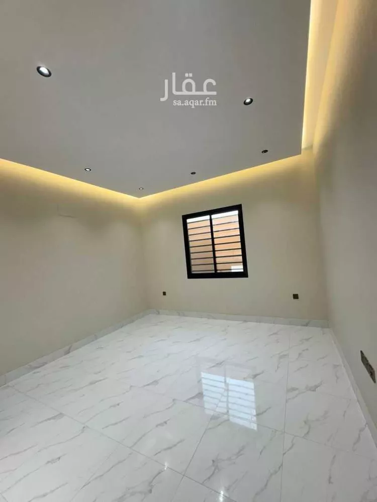 Floor for Sale in Khamis Mushait Al Moosa Subdivision 8