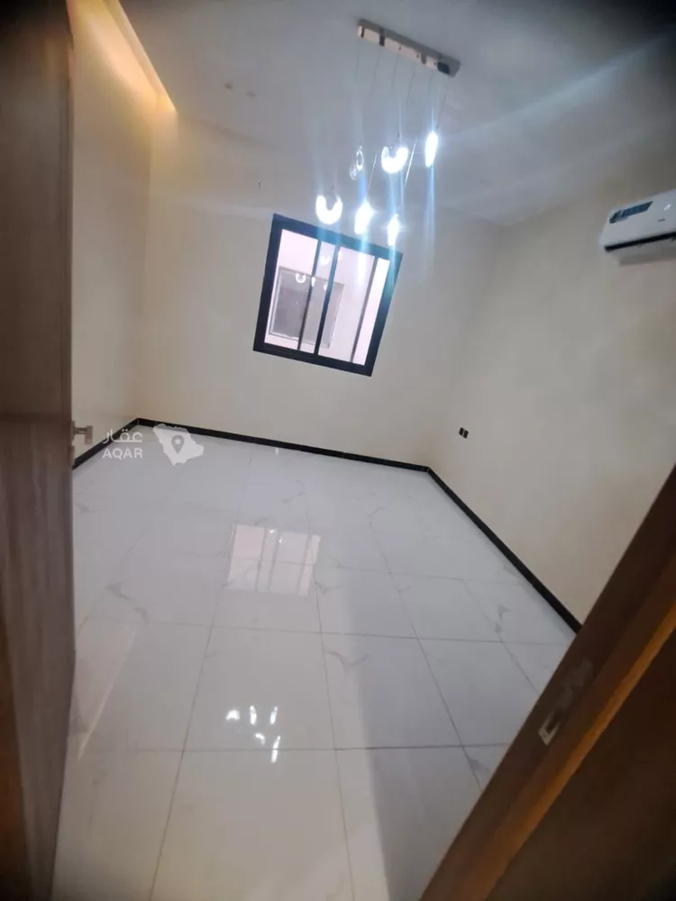 Floor for Rent in Riyadh Tuwaiq 6