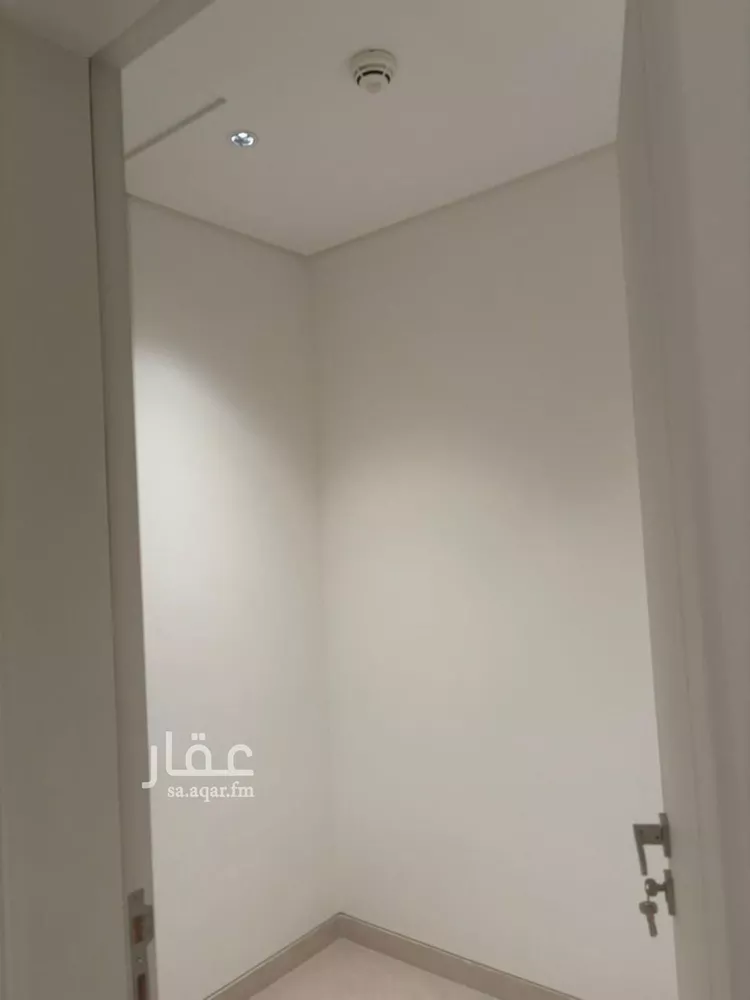 شقة للإيجار في شارع اسماء بنت مالك, حي العارض, مدينة الرياض, منطقة الرياض 11