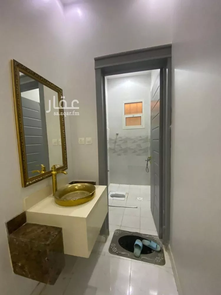 فيلا للبيع في شارع مالك بن الحارث, حي بدر, مدينة الرياض, منطقة الرياض 10