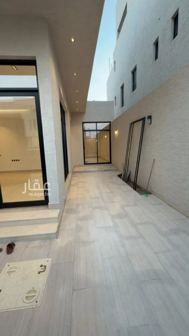 دور للبيع في شارع رقم 298, حي الرمال, مدينة الرياض, منطقة الرياض صورة 4