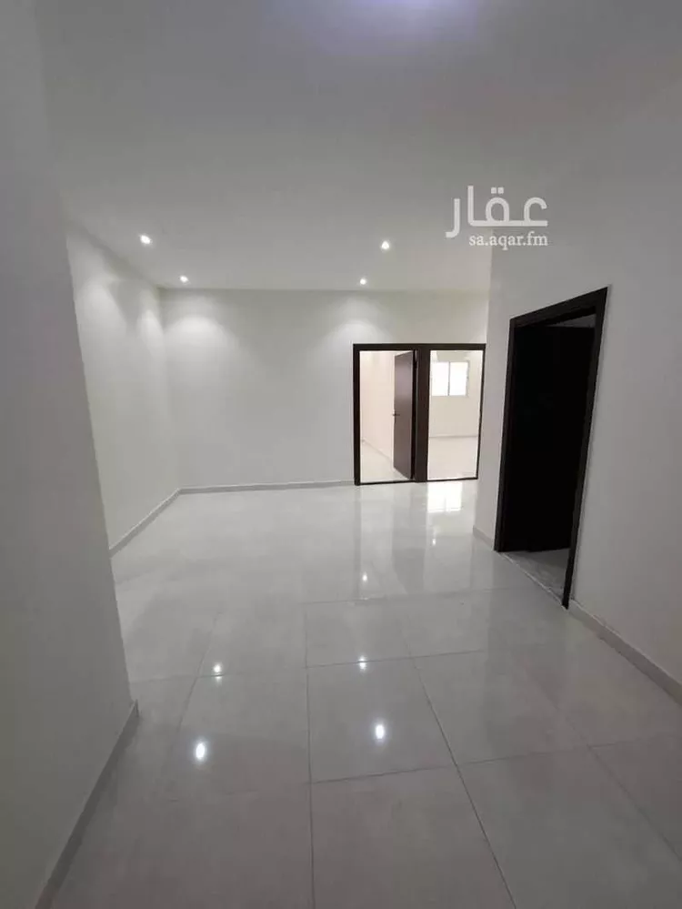 شقة للإيجار في شارع ثابت اللغوي, حي المعذر الشمالي, مدينة الرياض, منطقة الرياض صورة 3