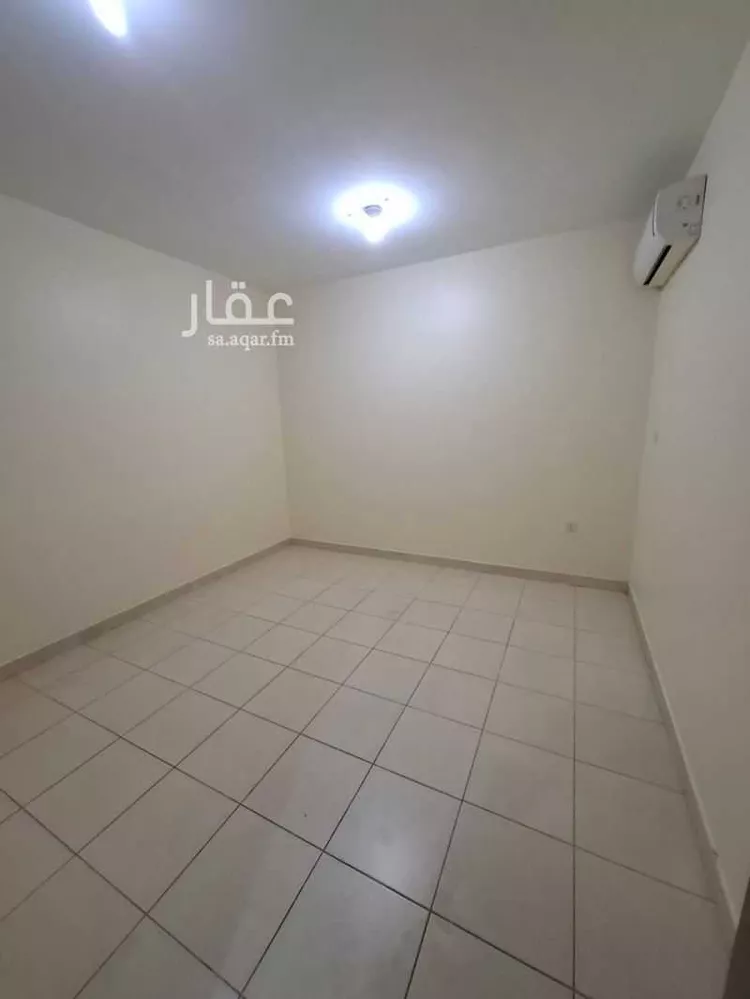 شقة للإيجار في شارع ثابت اللغوي, حي المعذر الشمالي, مدينة الرياض, منطقة الرياض صورة 4