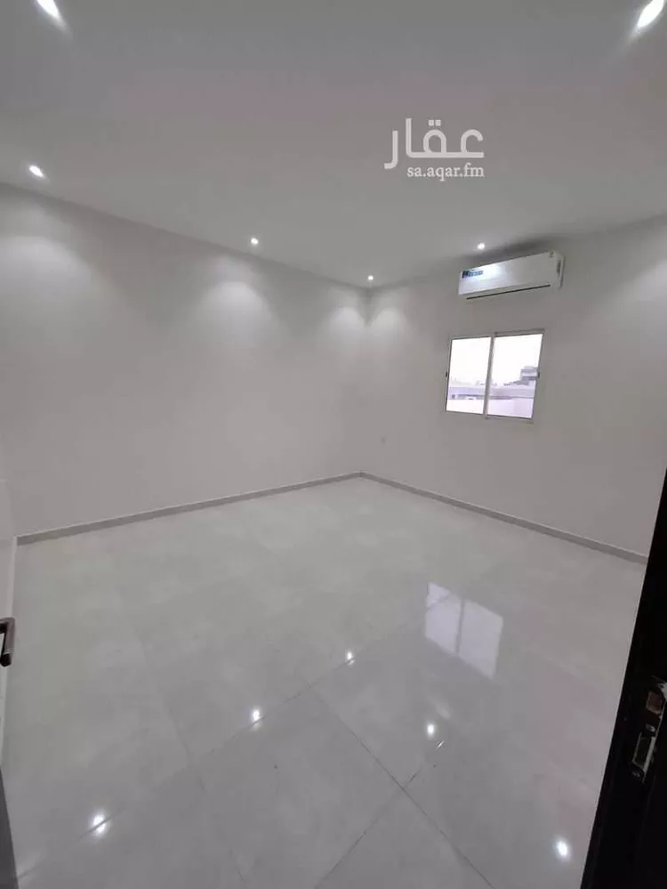 شقة للإيجار في شارع ثابت اللغوي, حي المعذر الشمالي, مدينة الرياض, منطقة الرياض صورة 2