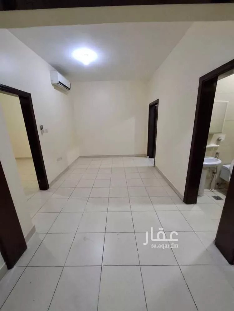 شقة للإيجار في شارع ثابت اللغوي, حي المعذر الشمالي, مدينة الرياض, منطقة الرياض