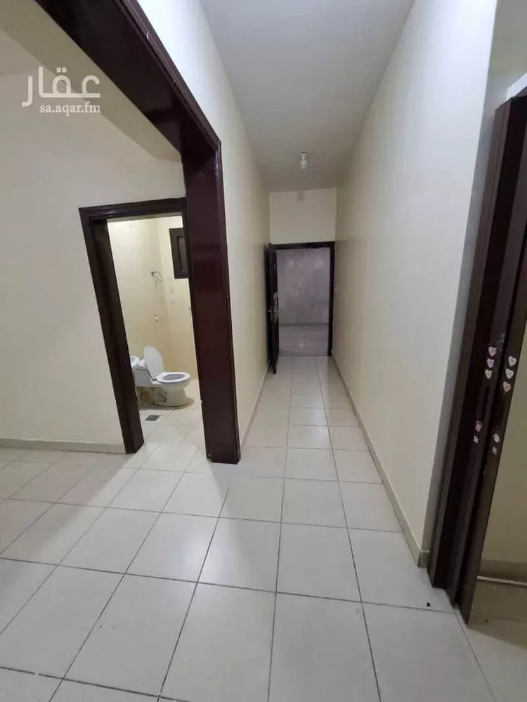 شقة للإيجار في شارع ثابت اللغوي, حي المعذر الشمالي, مدينة الرياض, منطقة الرياض صورة 3