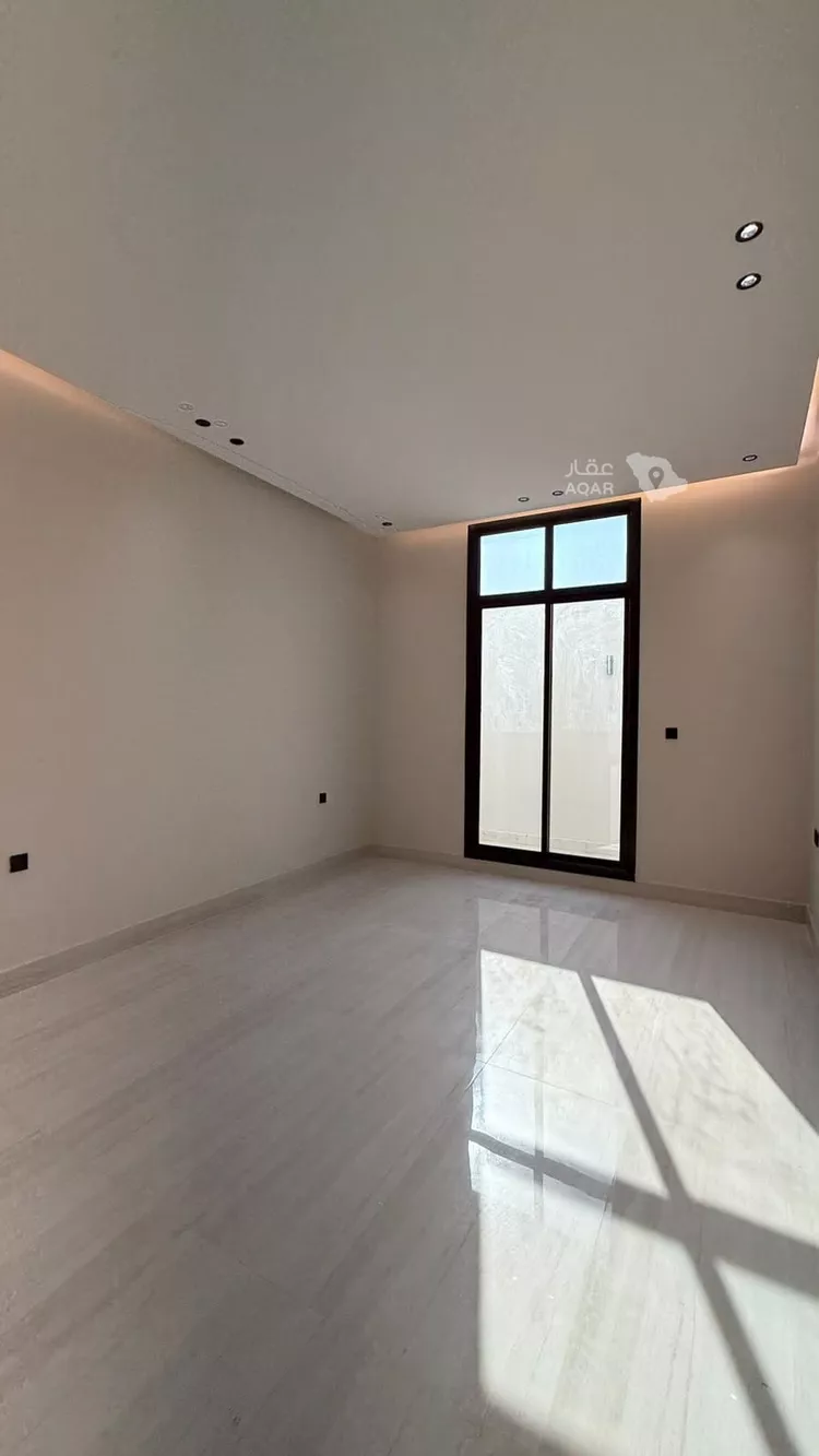 Floor for Sale in Riyadh Ash Sharq 5
