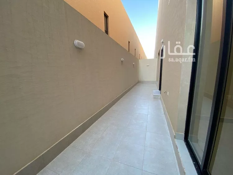 دور للبيع في شارع محمد المنوفي, حي النرجس, مدينة الرياض, منطقة الرياض 7
