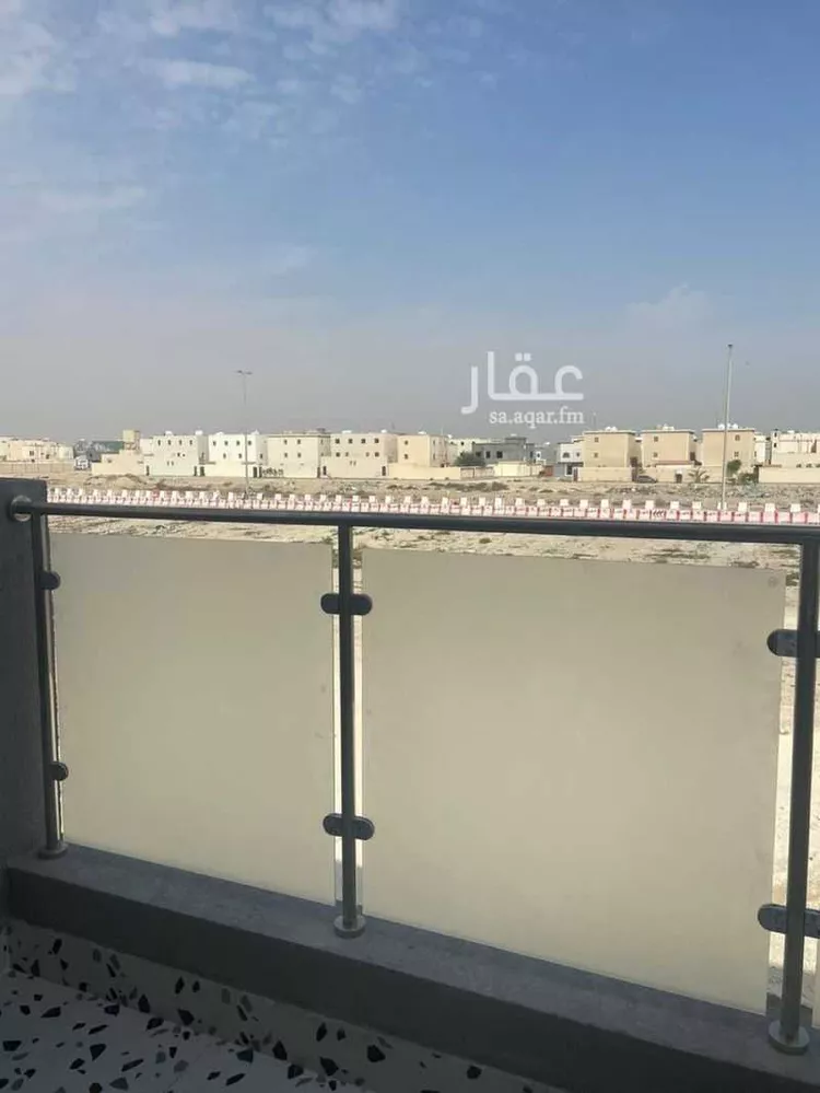 فيلا للبيع في شارع المقداد ابن عمرو, حي ضاحية الملك فهد, مدينة الدمام, المنطقة الشرقية صورة 3