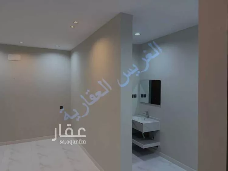 دور للبيع في شارع غزير, حي الزهور, مدينة أبها, منطقة عسير صورة 3