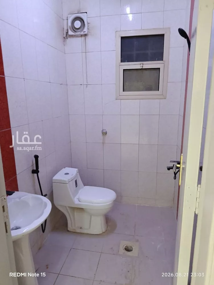 شقة للإيجار في شارع معاذ بن جبل, حي العزيزية, مدينة الرياض, منطقة الرياض 15