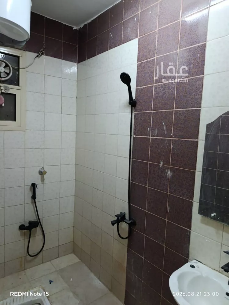 شقة للإيجار في شارع معاذ بن جبل, حي العزيزية, مدينة الرياض, منطقة الرياض 11