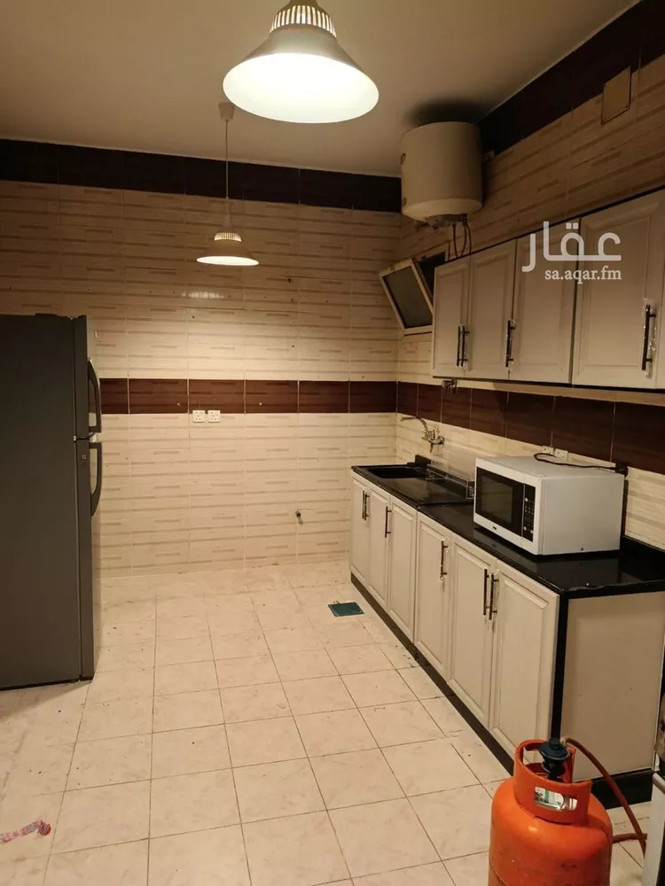 شقة للإيجار في شارع معاذ بن جبل, حي العزيزية, مدينة الرياض, منطقة الرياض صورة 3