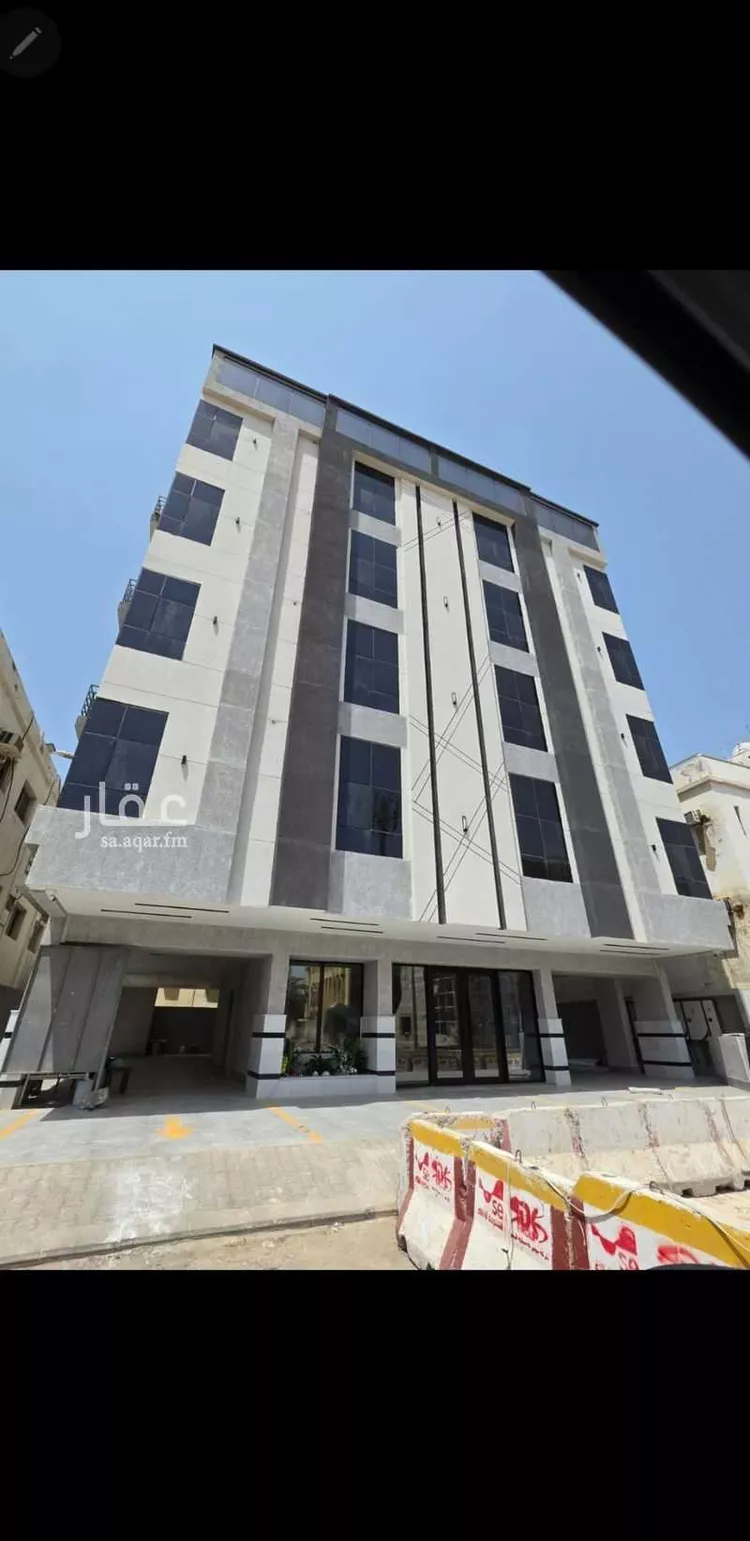 عمارة للبيع في شارع علي الحوفي, حي السلامة, مدينة جدة, منطقة مكة المكرمة