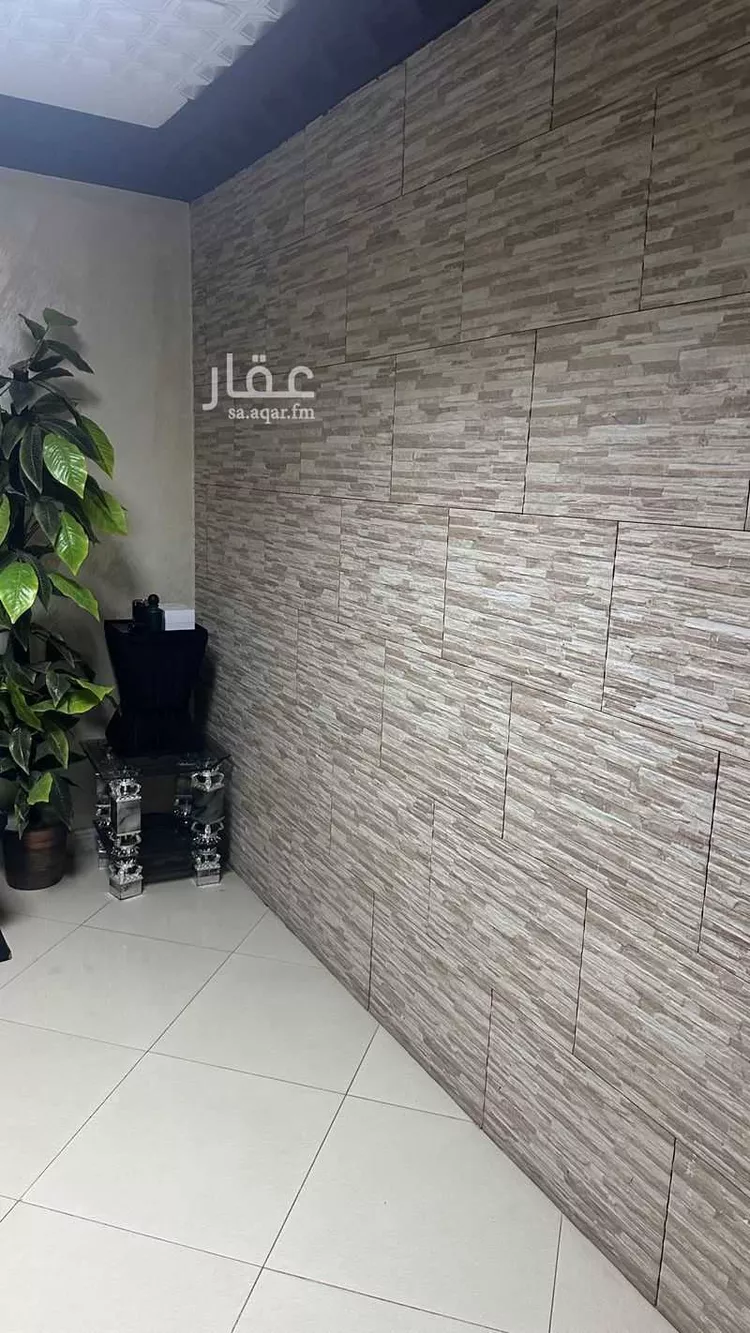 عمارة للبيع في شارع عمير الانصاري ، حي الملك خالد ، الرس ، الرس صورة 2