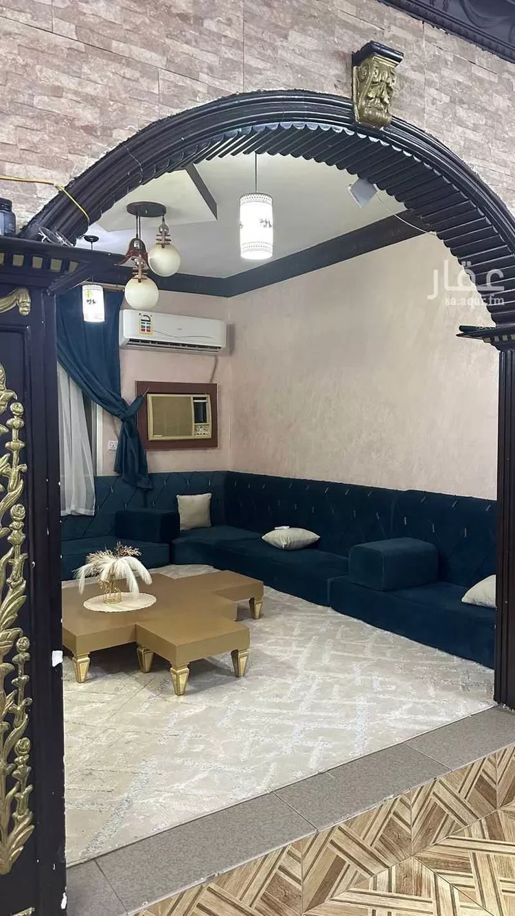 عمارة للبيع في شارع عمير الانصاري ، حي الملك خالد ، الرس ، الرس صورة 5