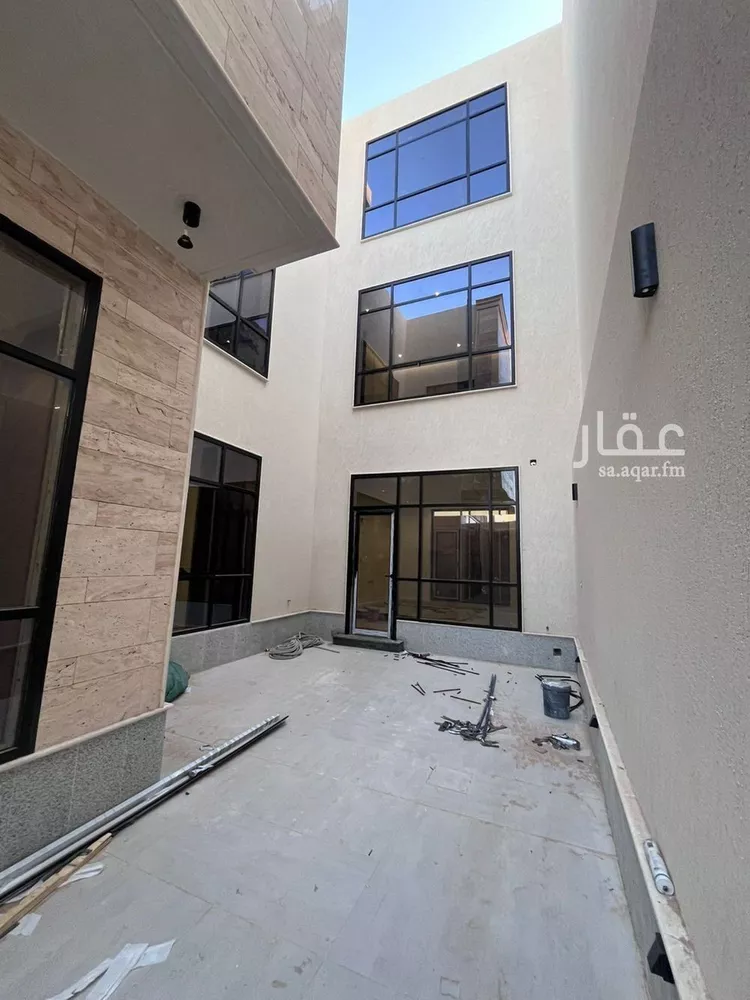 فيلا للبيع في شارع يعقوب الصفار, حي المهدية, مدينة الرياض, منطقة الرياض صورة 3