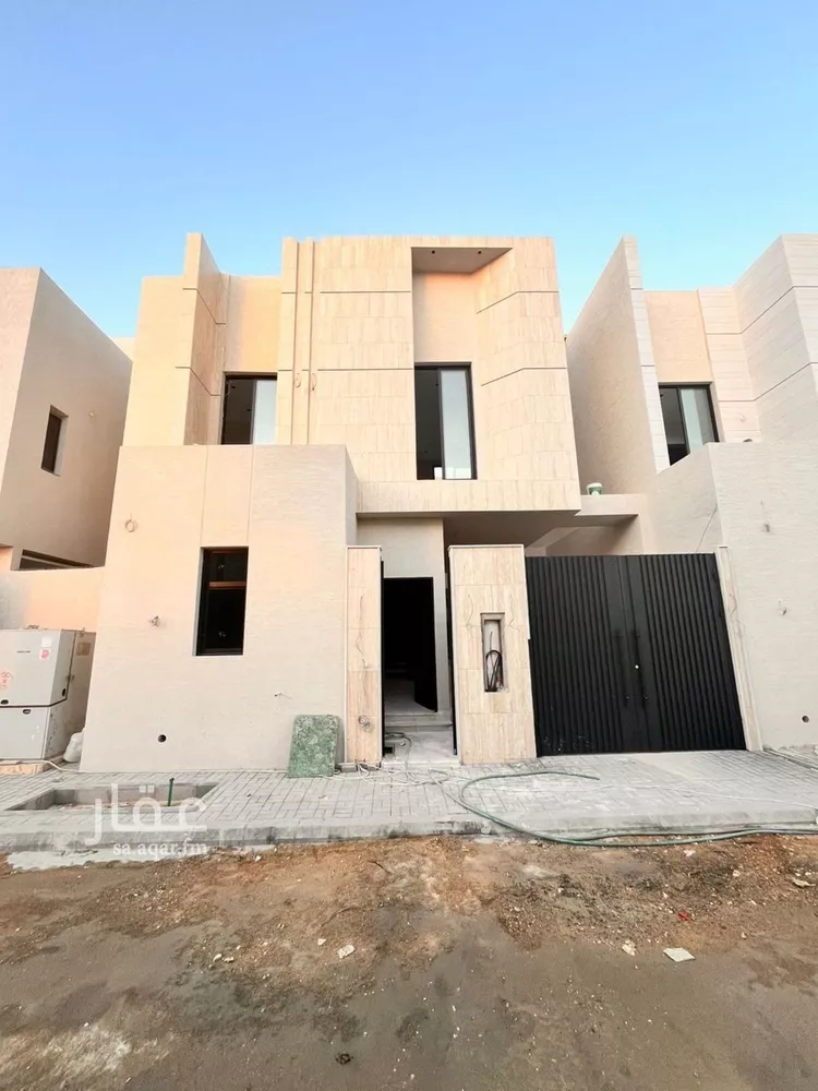 فيلا للبيع في شارع يعقوب الصفار, حي المهدية, مدينة الرياض, منطقة الرياض صورة 2