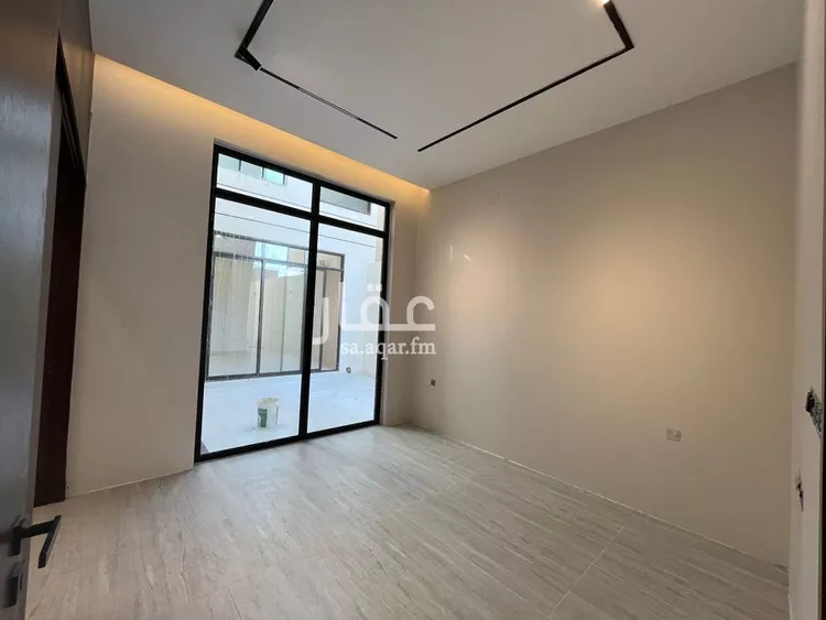 فيلا للبيع في شارع أمين بن محمد مرداد, حي المهدية, مدينة الرياض, منطقة الرياض 12